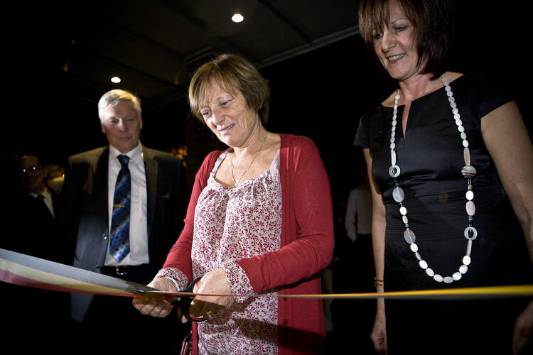 Oktober 2010, het Uitvaartcentrum Schilde opent de deuren.